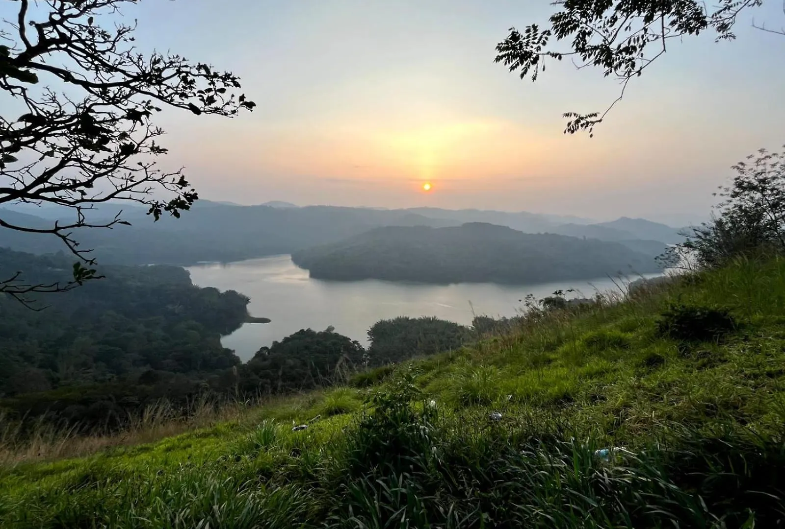 Munnar Village Homes 0*,  הודו
